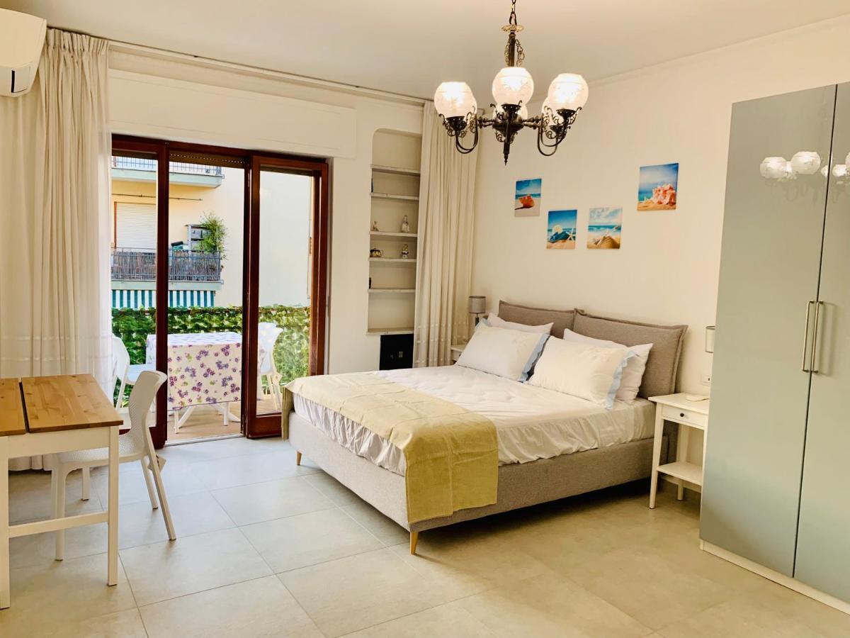 Treehouse Sorrento Apartment Екстер'єр фото
